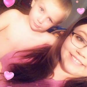 Meet your Posher, Briana